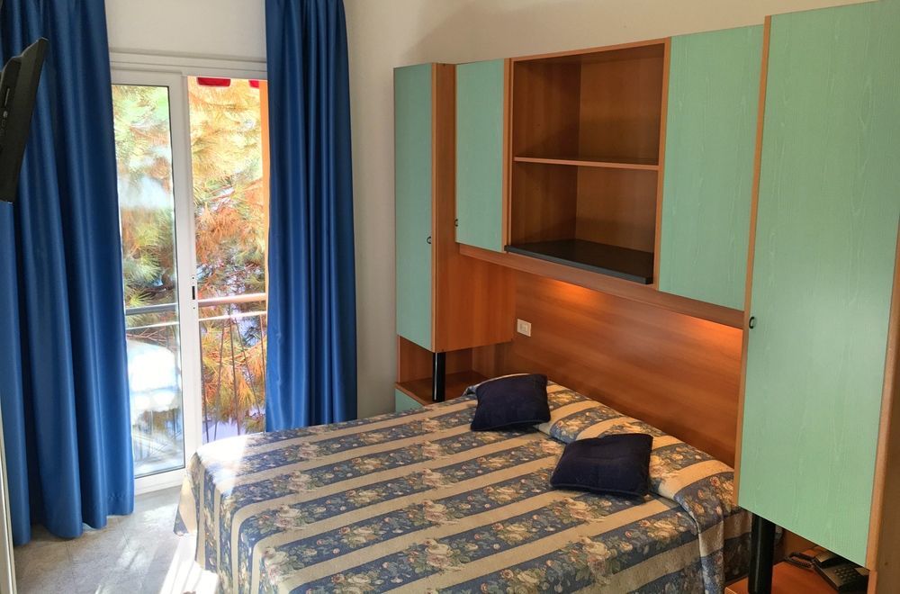 Hotel Rex Каорле Екстер'єр фото
